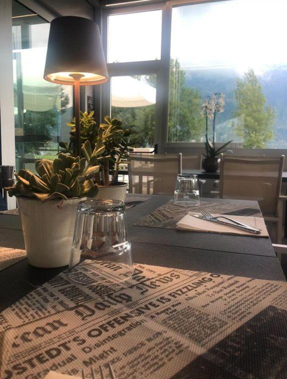 Antica Campione Rooms & Hostel Campione del Garda Buitenkant foto