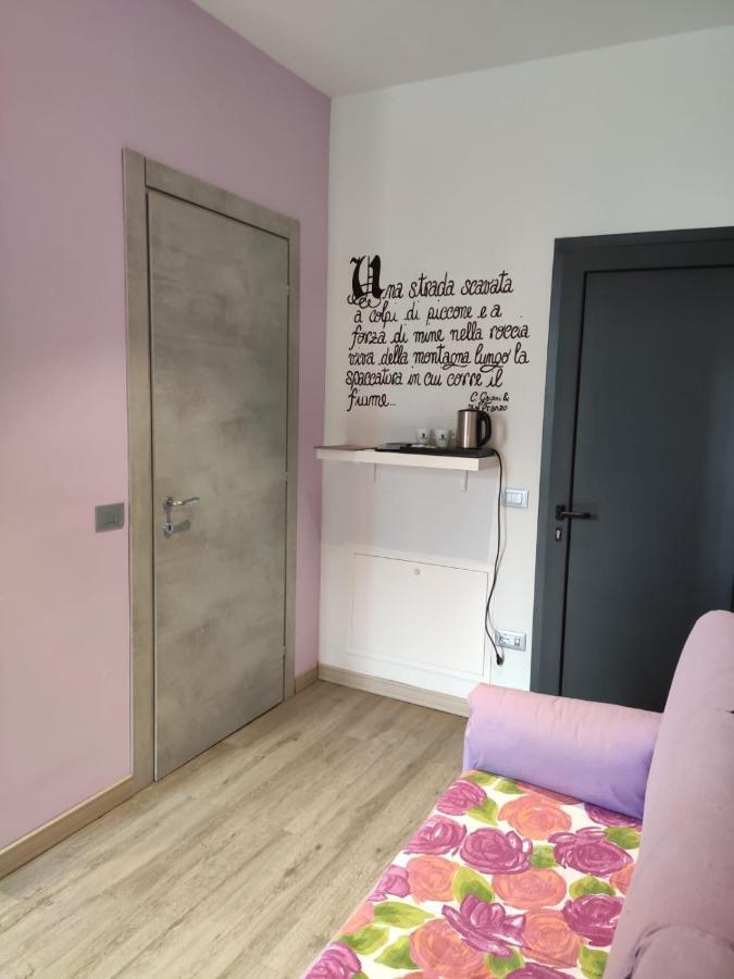 Antica Campione Rooms & Hostel Campione del Garda Buitenkant foto