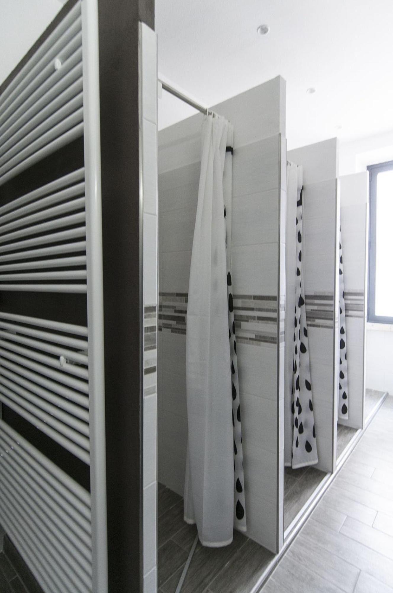 Antica Campione Rooms & Hostel Campione del Garda Buitenkant foto